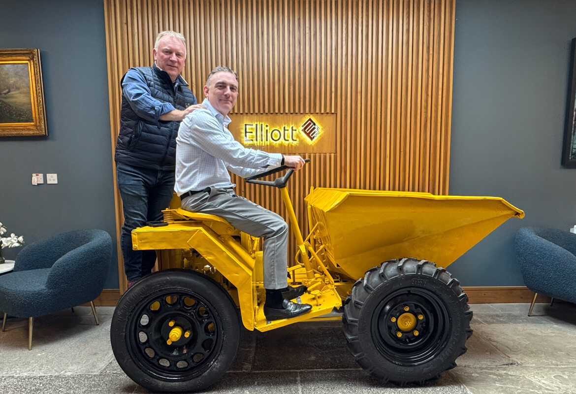 Elliott Group Bedford Dumper